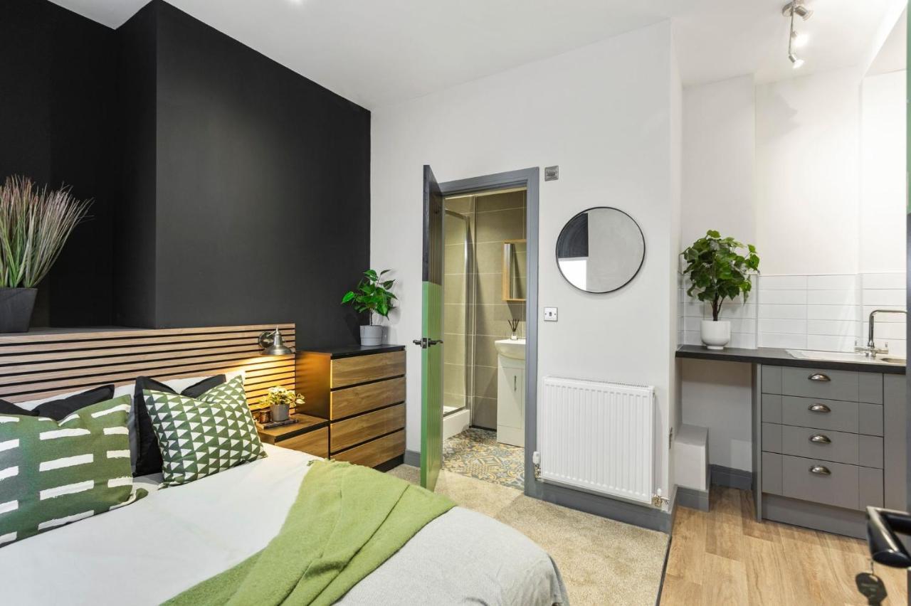 Apartmán ✰Onpoint -Modern & Fresh Studio Apt Close To Centre - Convenient!✰ Beeston  Exteriér fotografie